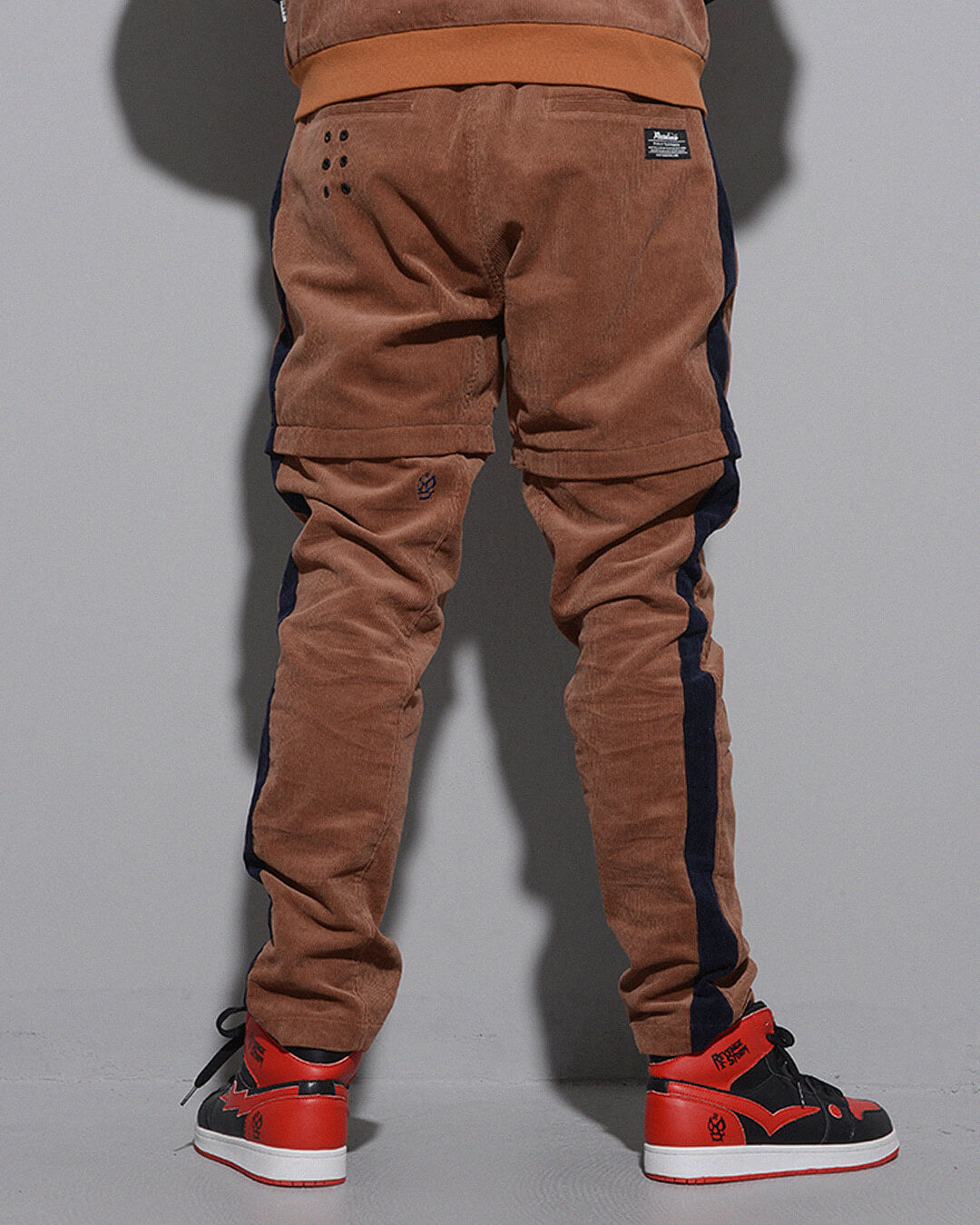 新品　Russeluno CORDUROY CONVERTIBLE PANTS CORDUROY CONVERTIBLE PANTS – Russeluno Globel Official
