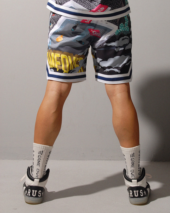 CHILLIN SHORTS – Russeluno Globel Official
