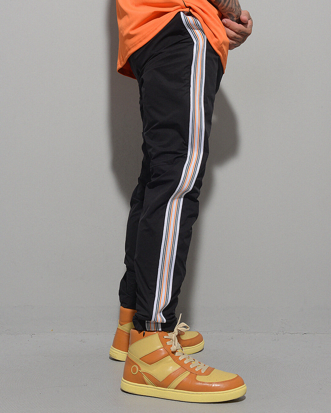 RETRO LINE PANTS – Russeluno Globel Official